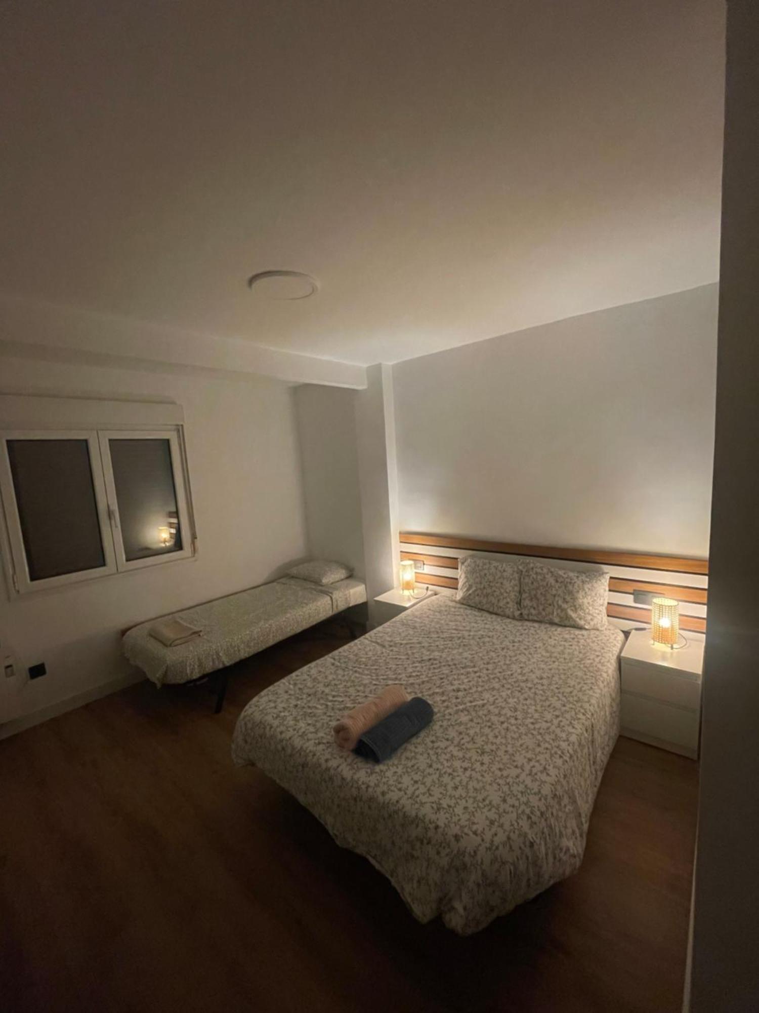 Cozy Apartment 6' From San Sebastian + Parking Usúrbil Exterior foto